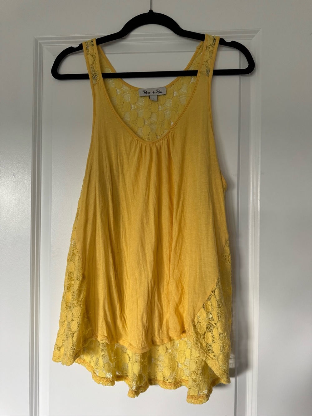 Piper & Paul Yellow Lace-Trim Tank Top
